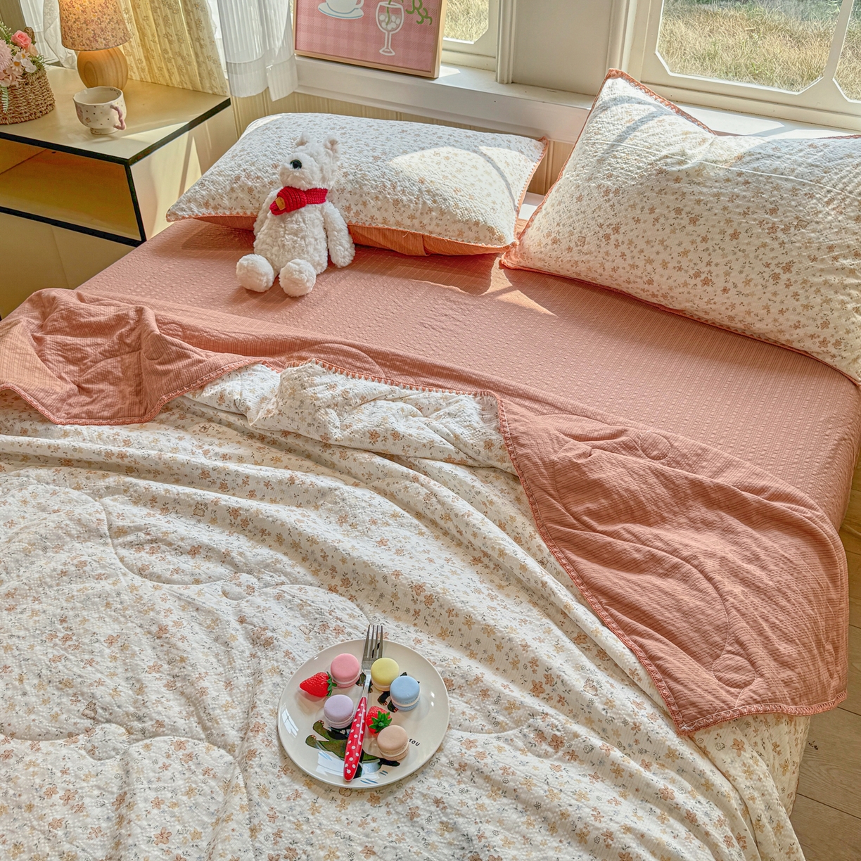 91家纺网 家纺一手货源 找家纺 慕澄家纺 2026新款泡芙棉贝壳边印花夏被四件套 夏被-奶橘小甜梦