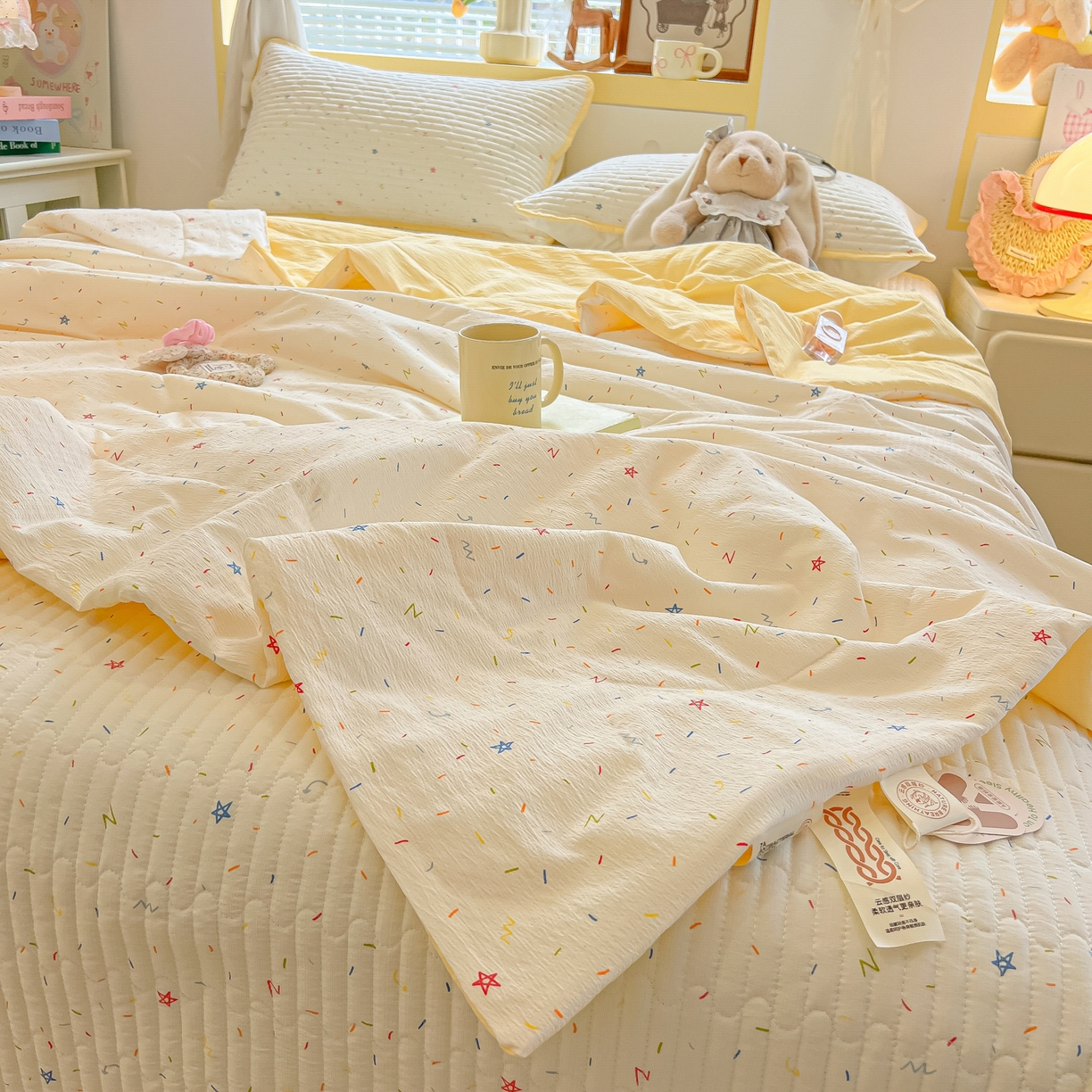 91家纺网 家纺一手货源 找家纺 乐逸家纺  2026新款A类云感双层纱夏被床盖四件套 织梦