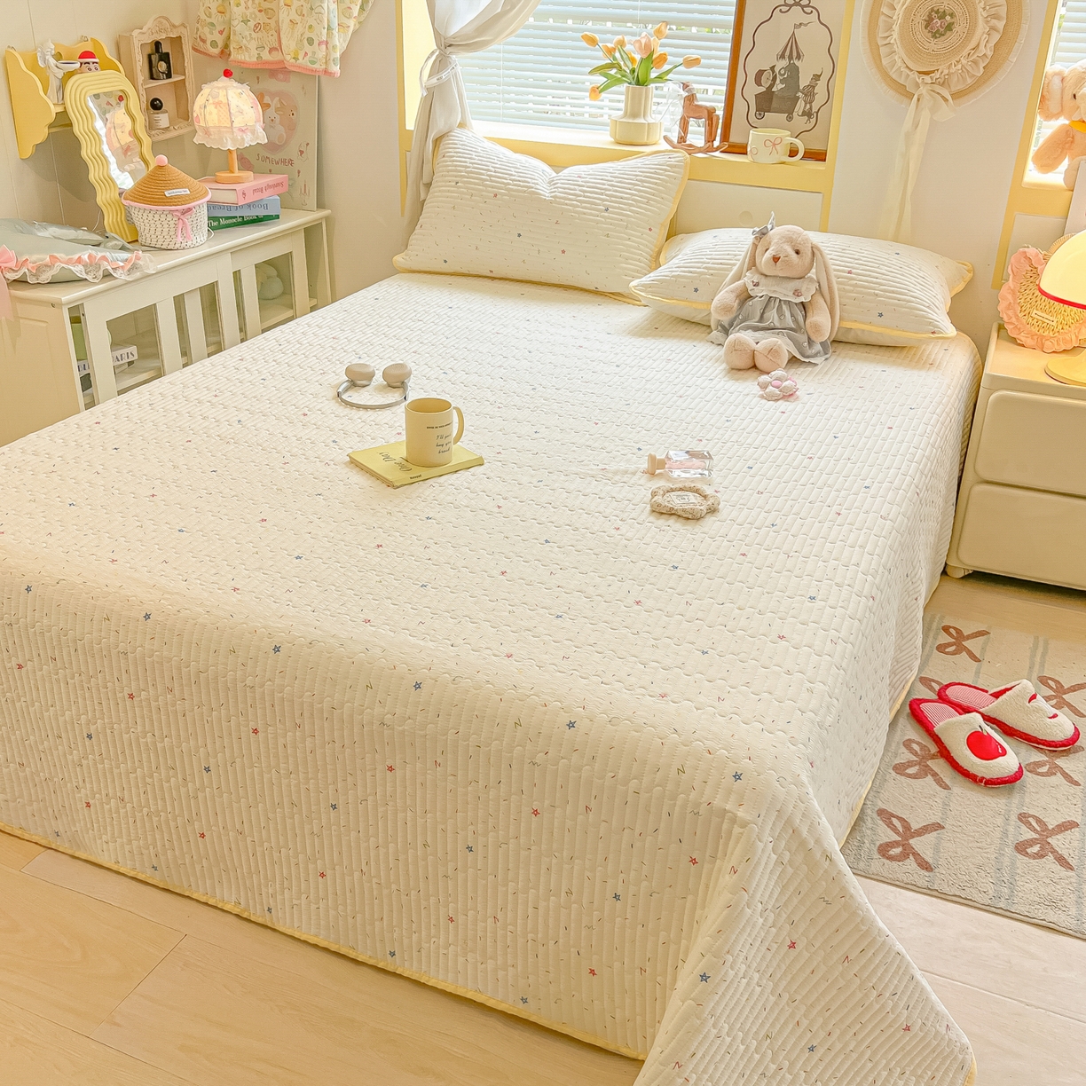 91家纺网 家纺一手货源 找家纺 乐逸家纺  2026新款A类云感双层纱夏被床盖四件套 织梦