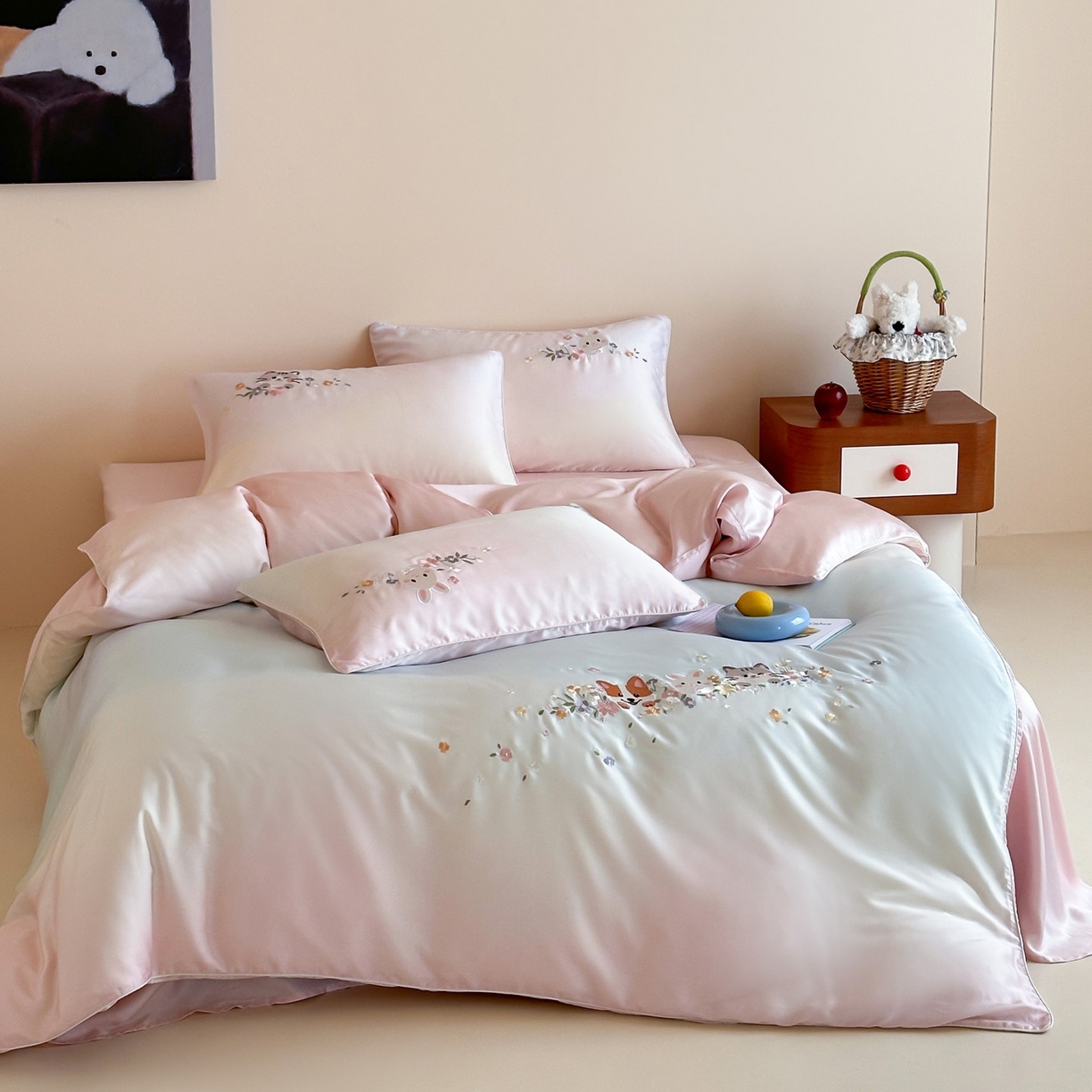 91家纺网 家纺一手货源 找家纺 （总）爱缦 2026新款60s兰精天丝数码印花绣花四件套