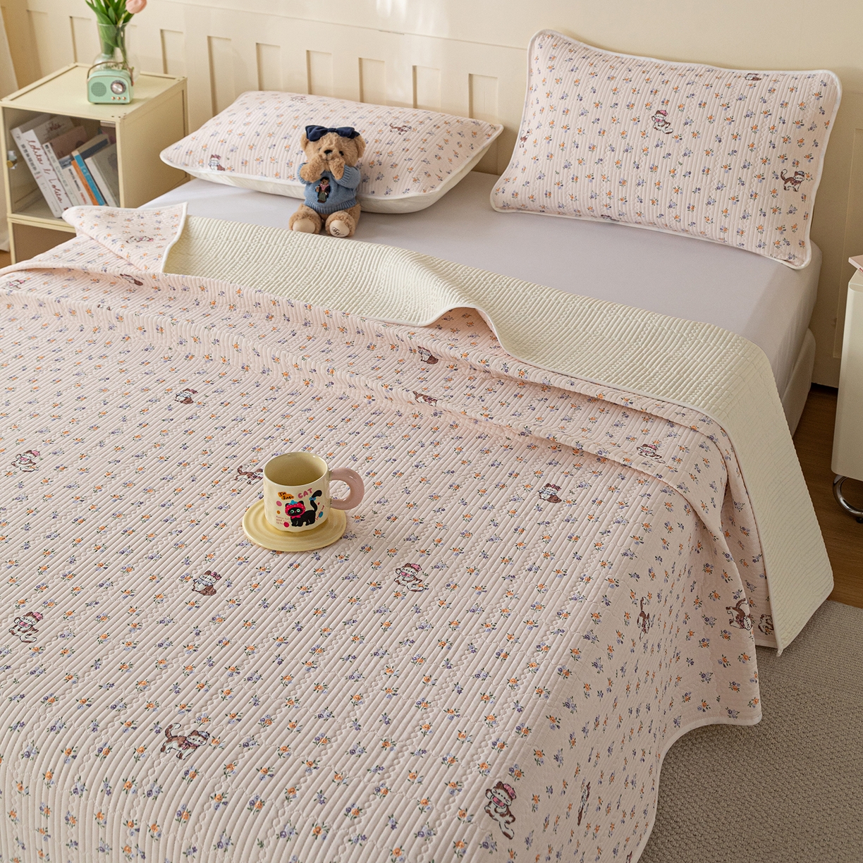 91家纺网 家纺一手货源 找家纺 源舜家纺 2026新款锦氨印花凉感床盖三件套 田园小猫