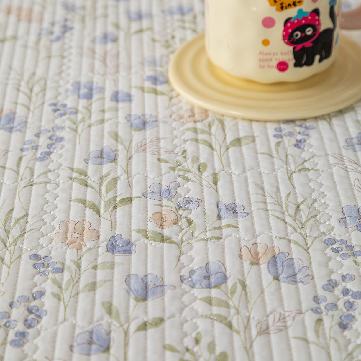 91家纺网 家纺一手货源 找家纺 源舜家纺 2026新款锦氨印花凉感床盖三件套 筱花