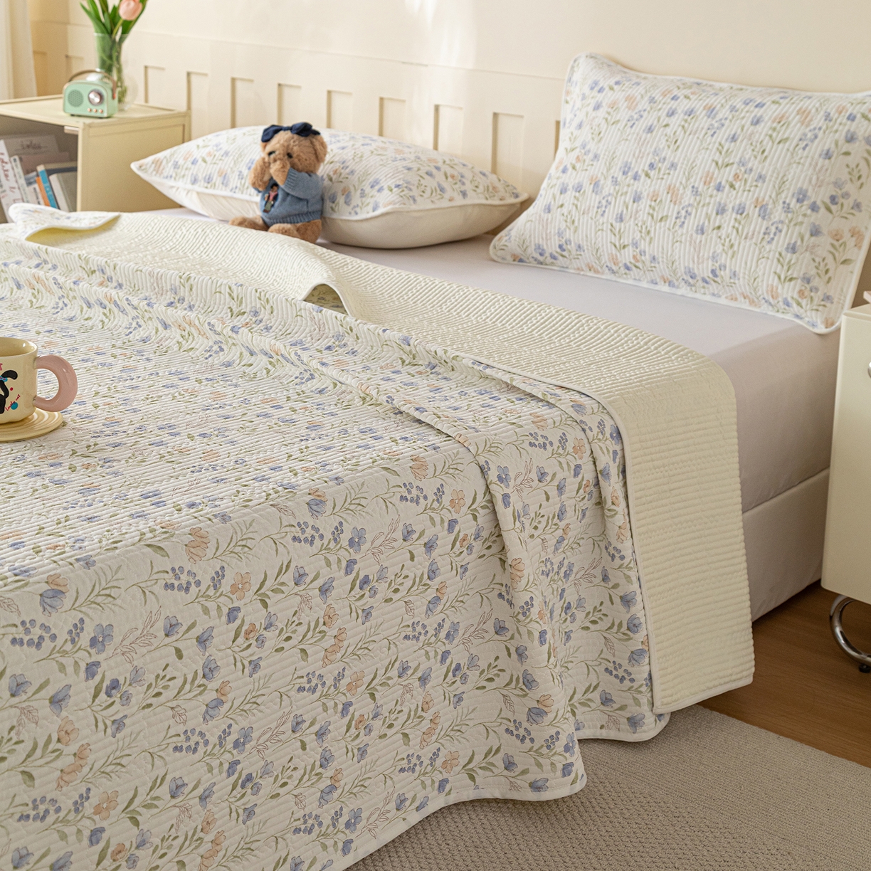 91家纺网 家纺一手货源 找家纺 源舜家纺 2026新款锦氨印花凉感床盖三件套 筱花