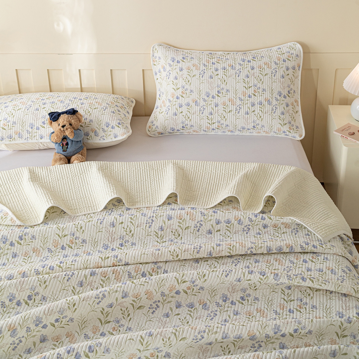 91家纺网 家纺一手货源 找家纺 源舜家纺 2026新款锦氨印花凉感床盖三件套 筱花