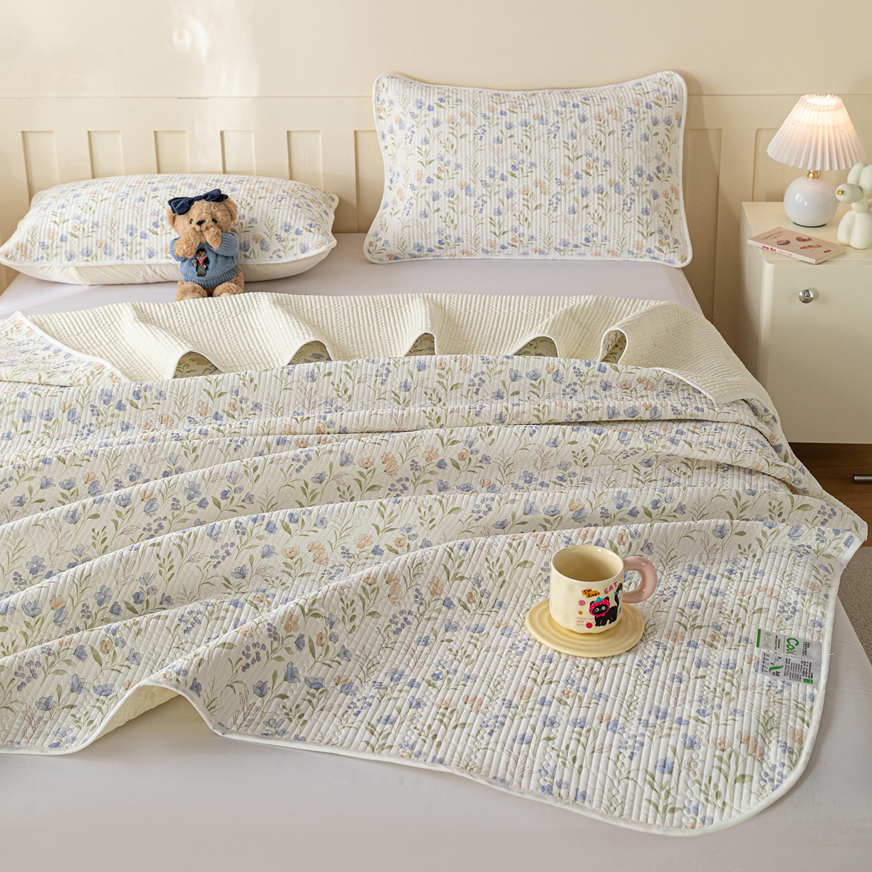 91家纺网 家纺一手货源 找家纺 源舜家纺 2026新款锦氨印花凉感床盖三件套 筱花