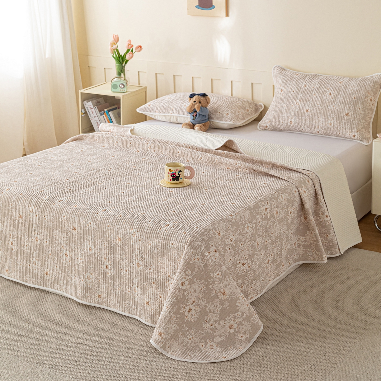 91家纺网 家纺一手货源 找家纺 源舜家纺 2026新款锦氨印花凉感床盖三件套 伊园