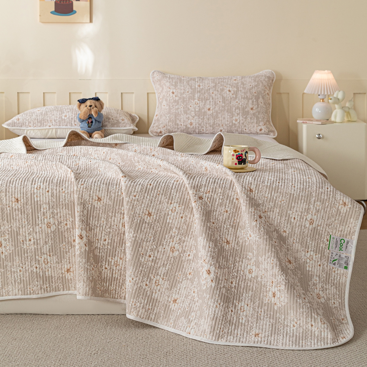 91家纺网 家纺一手货源 找家纺 源舜家纺 2026新款锦氨印花凉感床盖三件套 伊园