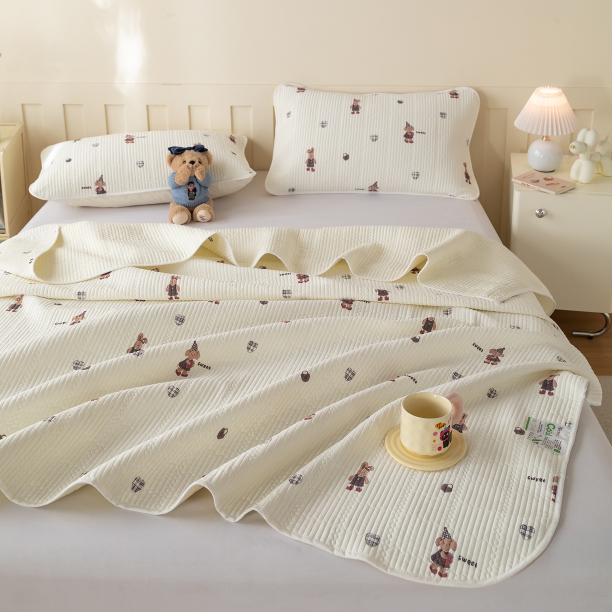 91家纺网 家纺一手货源 找家纺 源舜家纺 2026新款锦氨印花凉感床盖三件套 优漫卡通