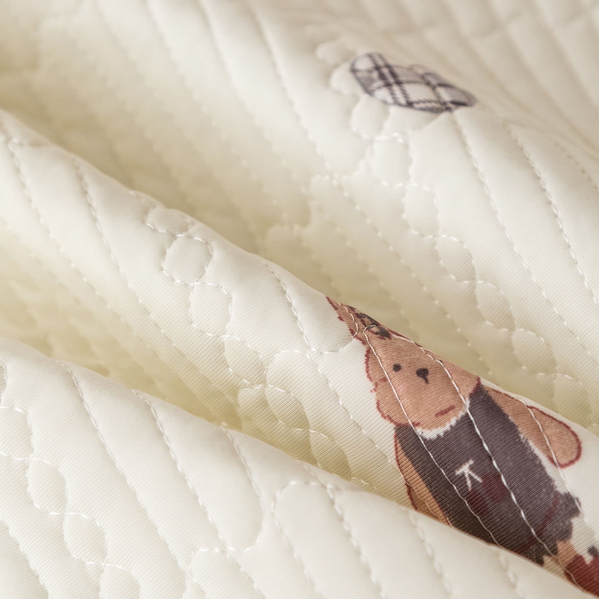 91家纺网 家纺一手货源 找家纺 源舜家纺 2026新款锦氨印花凉感床盖三件套 优漫卡通