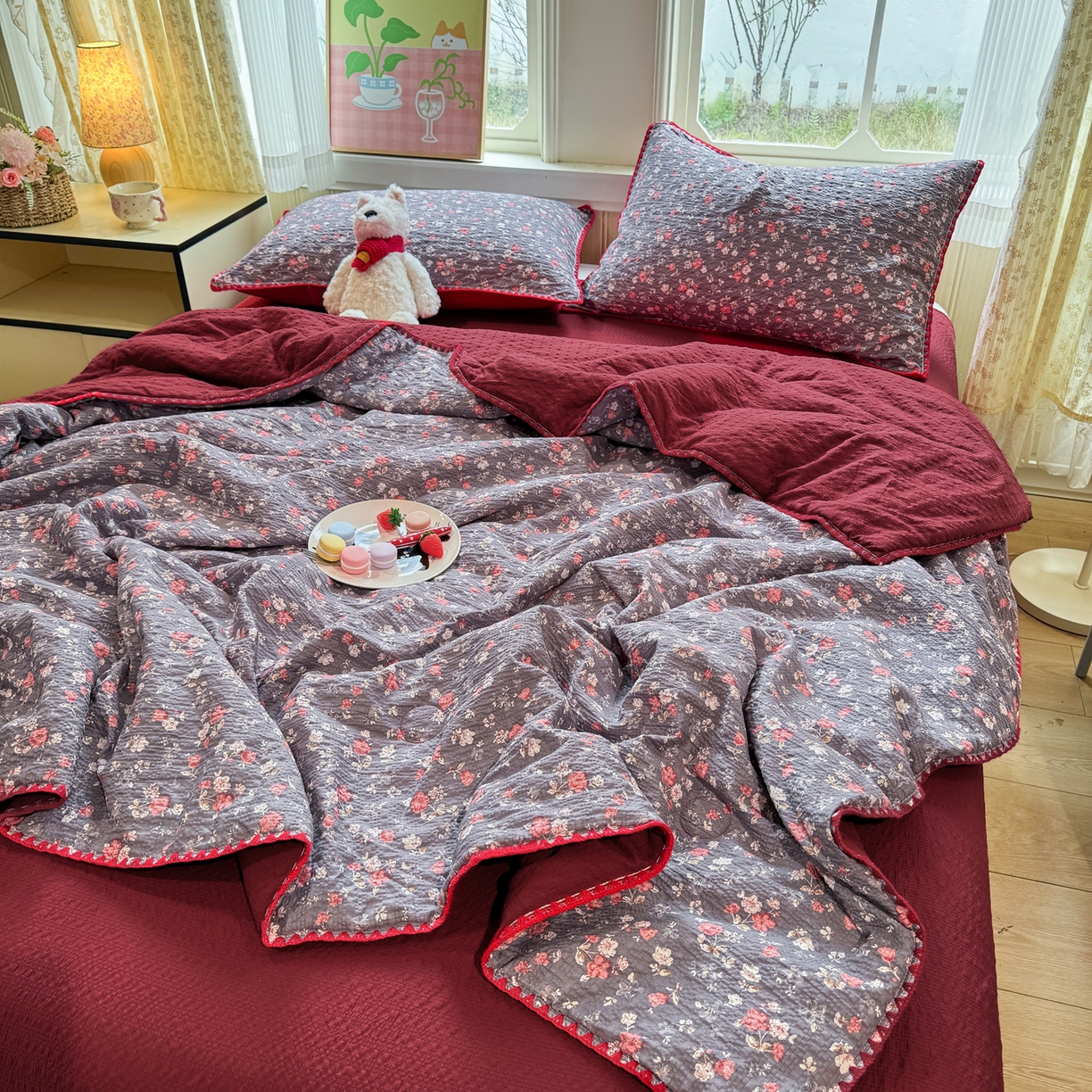 91家纺网 家纺一手货源 找家纺 慕澄家纺 2026新款泡芙棉贝壳边印花夏被四件套 夏被-午夜花园