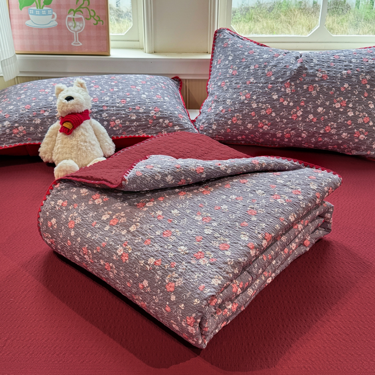 91家纺网 家纺一手货源 找家纺 慕澄家纺 2026新款泡芙棉贝壳边印花夏被四件套 夏被-午夜花园