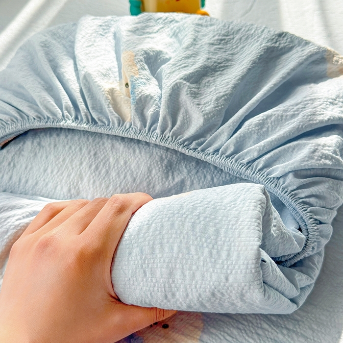 91家纺网 家纺一手货源 找家纺 （总）梵朴 2026新款A类泡芙棉云感木棉邹邹纱双层纱床笠三件套