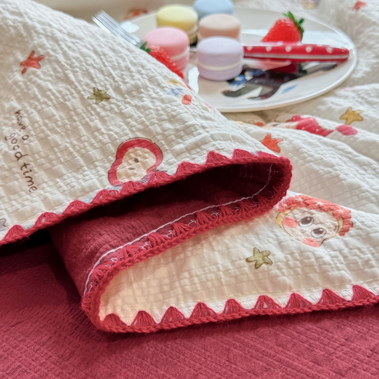 91家纺网 家纺一手货源 找家纺 慕澄家纺 2026新款泡芙棉贝壳边印花夏被四件套 夏被-星落小红帽