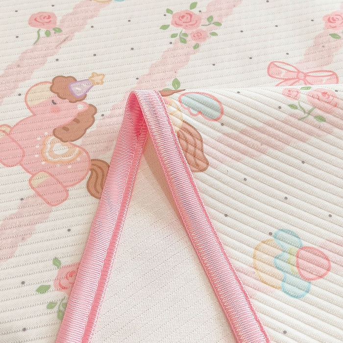 91家纺网 家纺一手货源 找家纺 莱米家纺 2026新款斜纹凉感床席冰豆豆系列 彩色木马