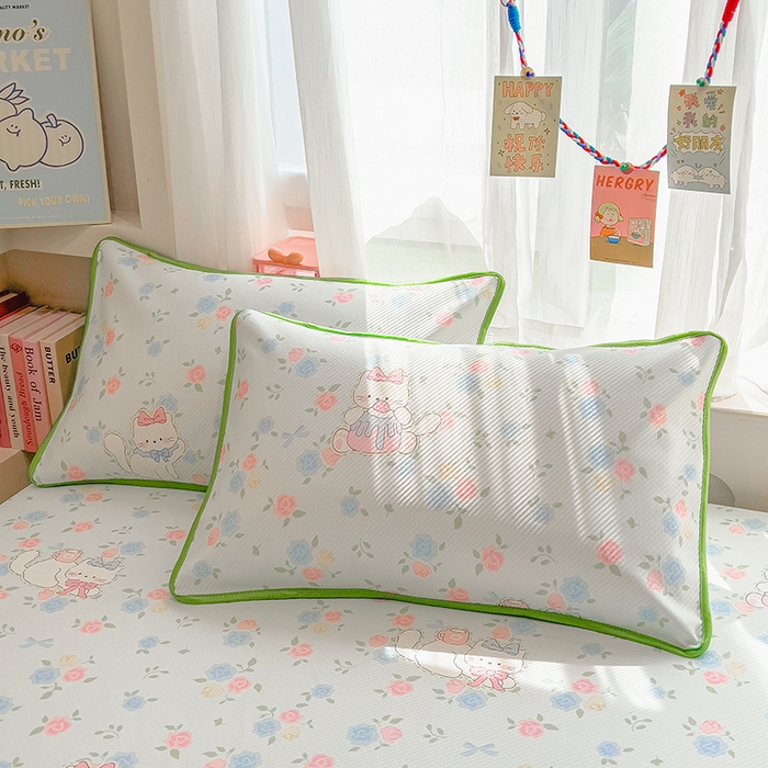 91家纺网 家纺一手货源 找家纺 莱米家纺 2026新款斜纹凉感床席冰豆豆系列 花朵小猫