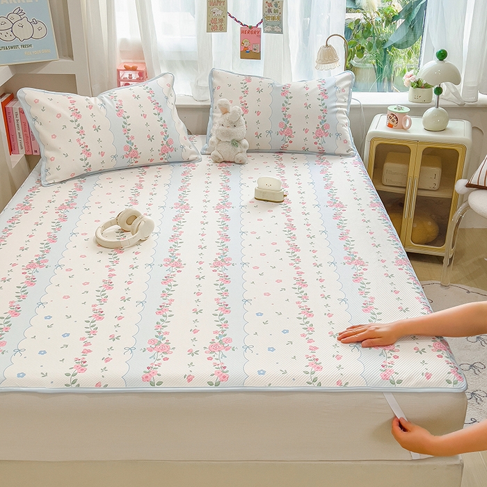 91家纺网 家纺一手货源 找家纺 莱米家纺 2026新款斜纹凉感床席冰豆豆系列 花仙子