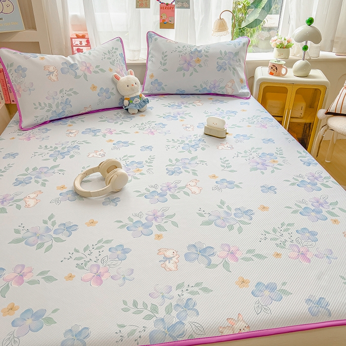 91家纺网 家纺一手货源 找家纺 莱米家纺 2026新款斜纹凉感床席冰豆豆系列 兰花小兔