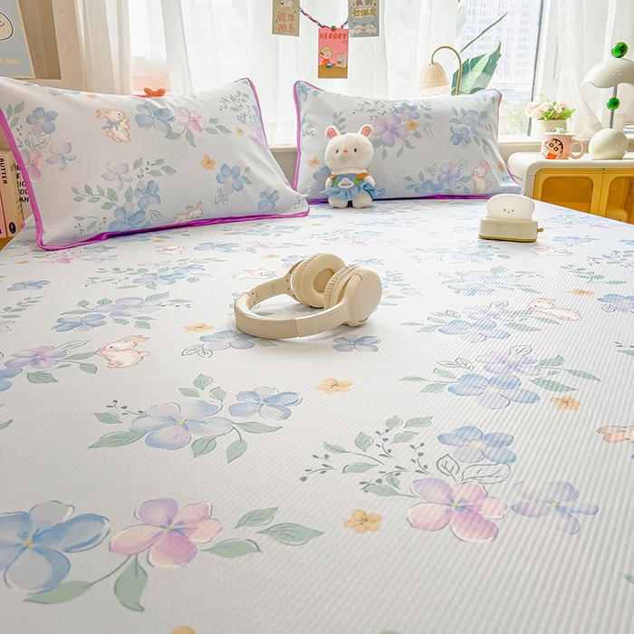 91家纺网 家纺一手货源 找家纺 莱米家纺 2026新款斜纹凉感床席冰豆豆系列 兰花小兔