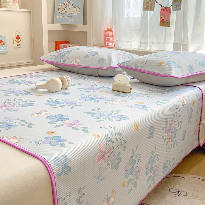 91家纺网 家纺一手货源 找家纺 莱米家纺 2026新款斜纹凉感床席冰豆豆系列 兰花小兔