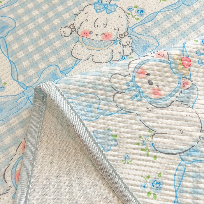 91家纺网 家纺一手货源 找家纺 莱米家纺 2026新款斜纹凉感床席冰豆豆系列 蓝格小狗