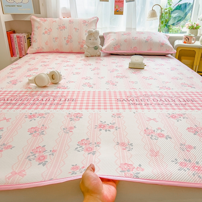 91家纺网 家纺一手货源 找家纺 莱米家纺 2026新款斜纹凉感床席冰豆豆系列 浪漫花语