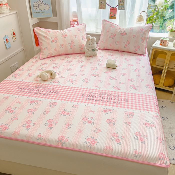 91家纺网 家纺一手货源 找家纺 莱米家纺 2026新款斜纹凉感床席冰豆豆系列 浪漫花语