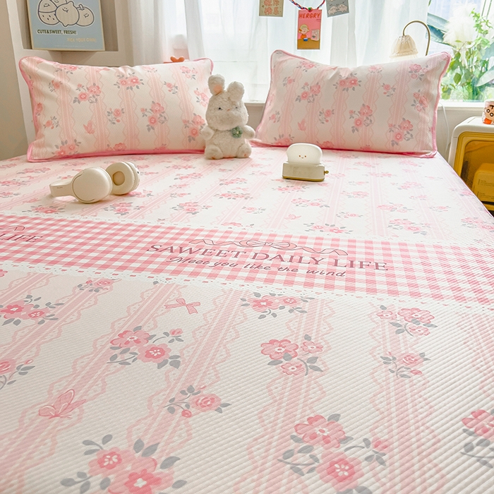 91家纺网 家纺一手货源 找家纺 莱米家纺 2026新款斜纹凉感床席冰豆豆系列 浪漫花语