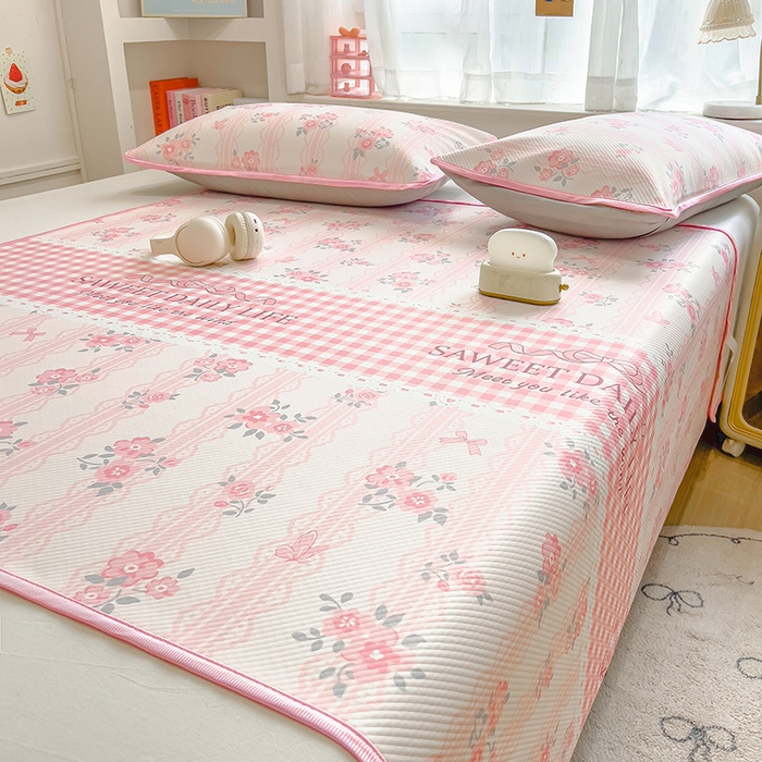 91家纺网 家纺一手货源 找家纺 莱米家纺 2026新款斜纹凉感床席冰豆豆系列 浪漫花语