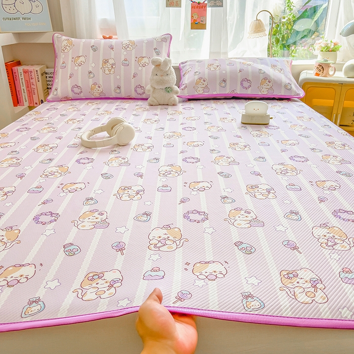 91家纺网 家纺一手货源 找家纺 莱米家纺 2026新款斜纹凉感床席冰豆豆系列 猫猫宴会