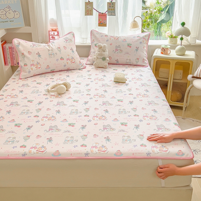 91家纺网 家纺一手货源 找家纺 莱米家纺 2026新款斜纹凉感床席冰豆豆系列 猫咪乐园