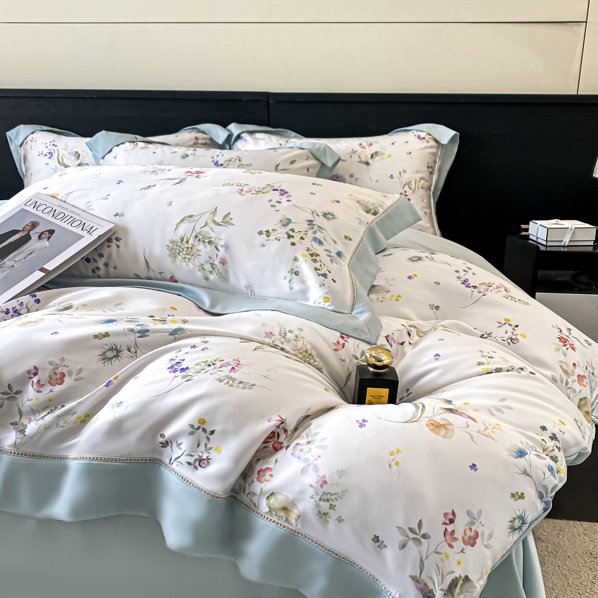 91家纺网 家纺一手货源 找家纺 （总）博纳家纺 2026新款100%莱赛尔天丝四件套宽边拼角绣花工艺数码印花田园风轻奢凉感四件套（礼盒装）