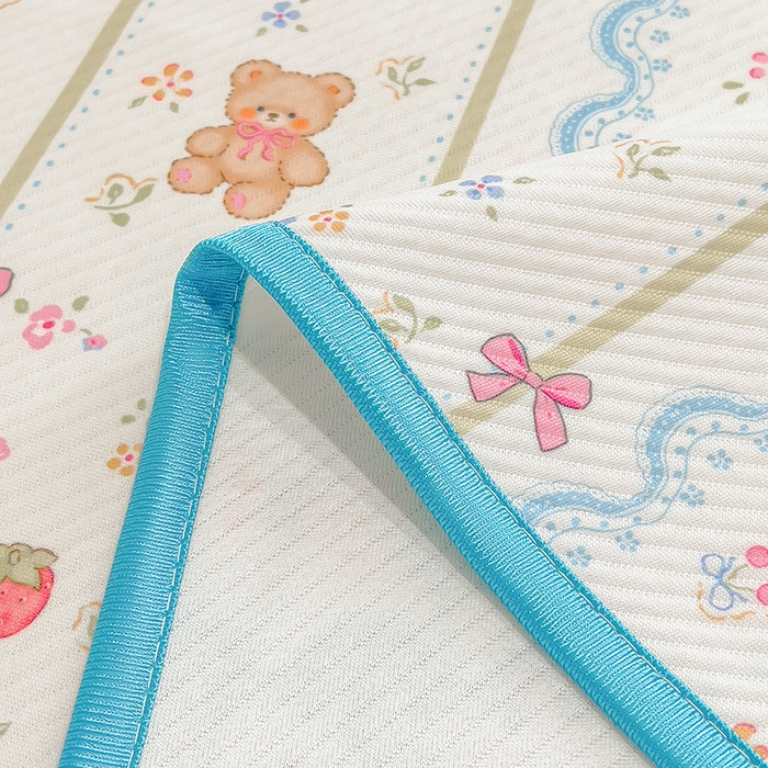 91家纺网 家纺一手货源 找家纺 莱米家纺 2026新款斜纹凉感床席冰豆豆系列 条纹小熊