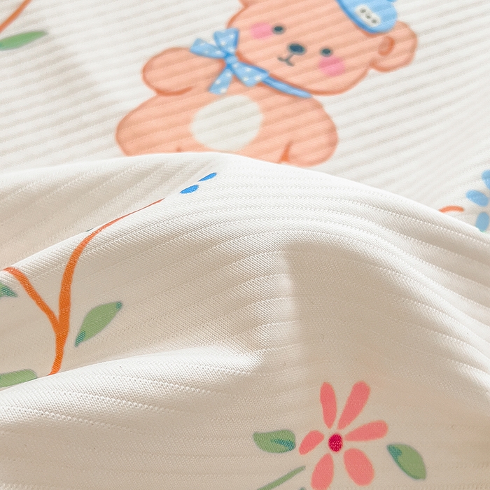 91家纺网 家纺一手货源 找家纺 莱米家纺 2026新款斜纹凉感床席冰豆豆系列 叶子小熊