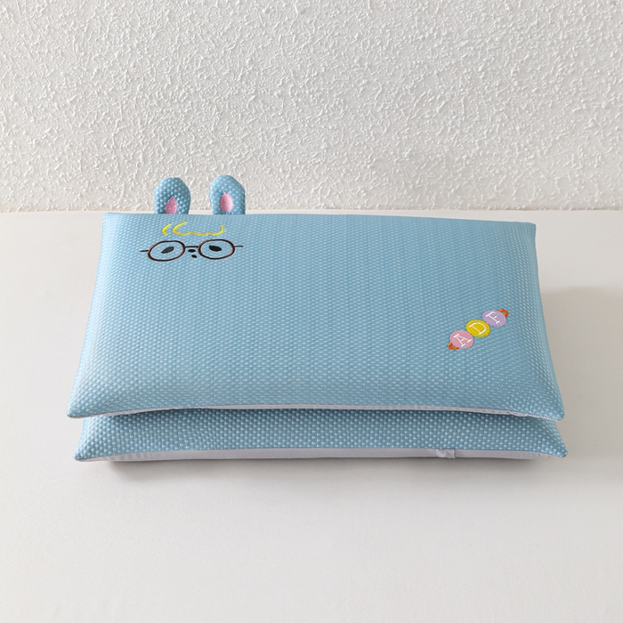 91家纺网 家纺一手货源 找家纺 织布人 2026新款枕芯夏季凉感可拆洗幼儿园儿童枕头学生宿舍专用枕套+枕芯 凉感甜心小奇-蓝色