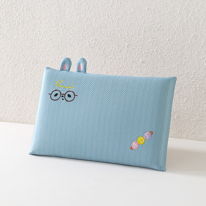 91家纺网 家纺一手货源 找家纺 织布人 2026新款枕芯夏季凉感可拆洗幼儿园儿童枕头学生宿舍专用枕套+枕芯 凉感甜心小奇-蓝色