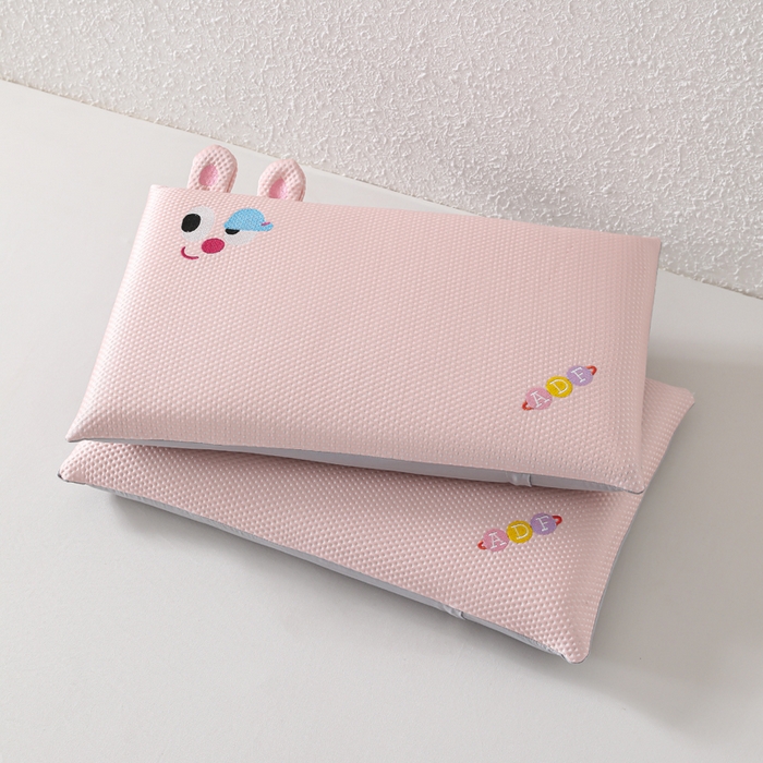 91家纺网 家纺一手货源 找家纺 织布人 2026新款枕芯夏季凉感可拆洗幼儿园儿童枕头学生宿舍专用枕套+枕芯 凉感甜心小熊-粉色