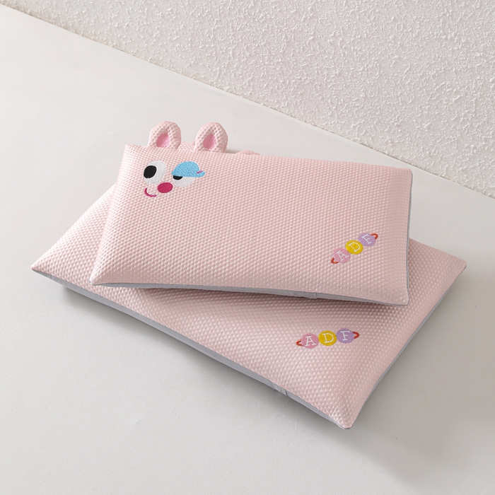 91家纺网 家纺一手货源 找家纺 织布人 2026新款枕芯夏季凉感可拆洗幼儿园儿童枕头学生宿舍专用枕套+枕芯 凉感甜心小熊-粉色