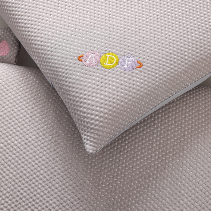 91家纺网 家纺一手货源 找家纺 织布人 2026新款枕芯夏季凉感可拆洗幼儿园儿童枕头学生宿舍专用枕套+枕芯 凉感甜心小莓-灰色