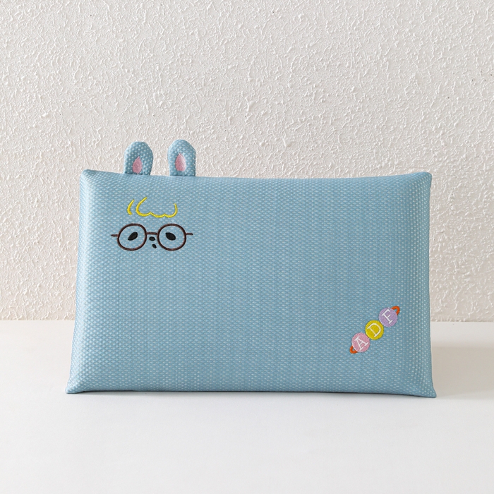 91家纺网 家纺一手货源 找家纺 织布人 2026新款枕芯夏季凉感可拆洗幼儿园儿童枕头学生宿舍专用枕套+枕芯 凉感甜心小奇-蓝色