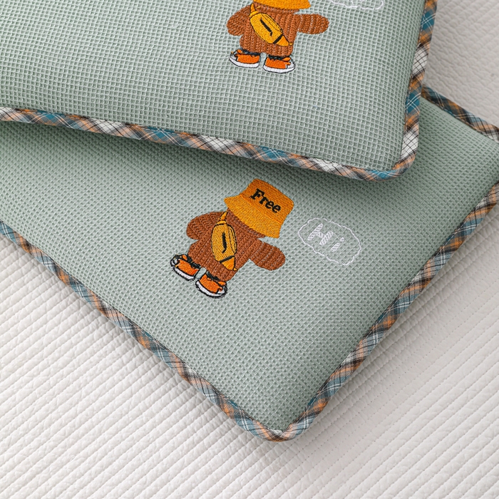 91家纺网 家纺一手货源 找家纺 织布人 2026新款枕芯全棉华夫格可拆洗幼儿园儿童枕头学生宿舍专用枕套+枕芯 全棉华夫格你好同学-绿色