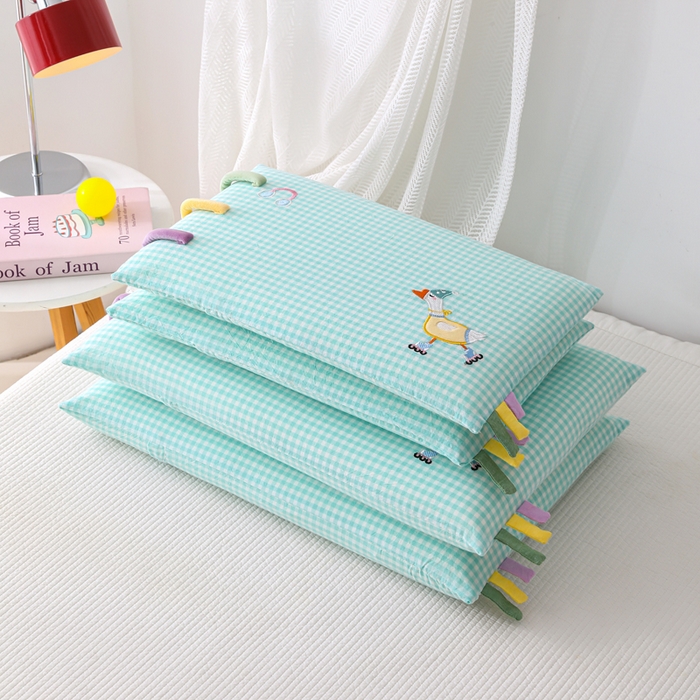 91家纺网 家纺一手货源 找家纺 织布人 2026新款枕芯全棉彩虹条可拆洗幼儿园儿童枕头学生宿舍专用枕套+枕芯 全棉彩虹条-滑板鸭鸭