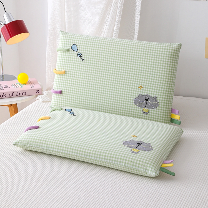 91家纺网 家纺一手货源 找家纺 织布人 2026新款枕芯全棉彩虹条可拆洗幼儿园儿童枕头学生宿舍专用枕套+枕芯 全棉彩虹条-小肥猫