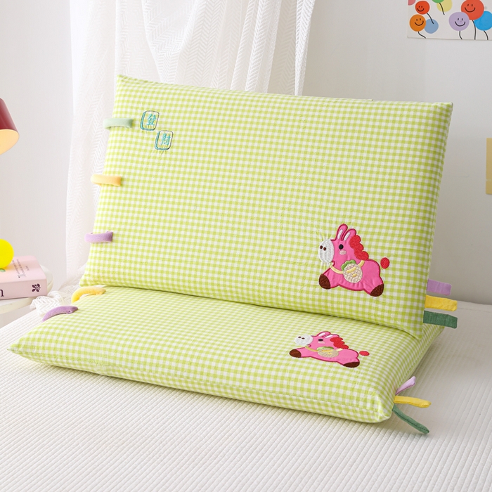 91家纺网 家纺一手货源 找家纺 织布人 2026新款枕芯全棉彩虹条可拆洗幼儿园儿童枕头学生宿舍专用枕套+枕芯 全棉彩虹条-发财小马