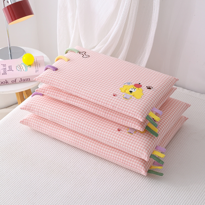 91家纺网 家纺一手货源 找家纺 织布人 2026新款枕芯全棉彩虹条可拆洗幼儿园儿童枕头学生宿舍专用枕套+枕芯 全棉彩虹条-苹果狗狗