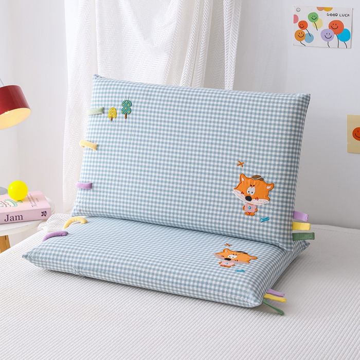 91家纺网 家纺一手货源 找家纺 织布人 2026新款枕芯全棉彩虹条可拆洗幼儿园儿童枕头学生宿舍专用枕套+枕芯 全棉彩虹条-森林小狐狸