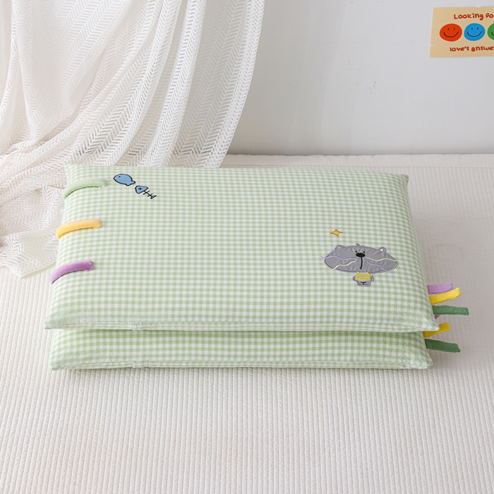 91家纺网 家纺一手货源 找家纺 织布人 2026新款枕芯全棉彩虹条可拆洗幼儿园儿童枕头学生宿舍专用枕套+枕芯 全棉彩虹条-小肥猫