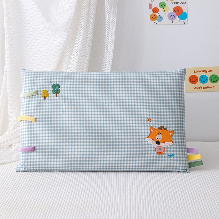 91家纺网 家纺一手货源 找家纺 织布人 2026新款枕芯全棉彩虹条可拆洗幼儿园儿童枕头学生宿舍专用枕套+枕芯 全棉彩虹条-森林小狐狸