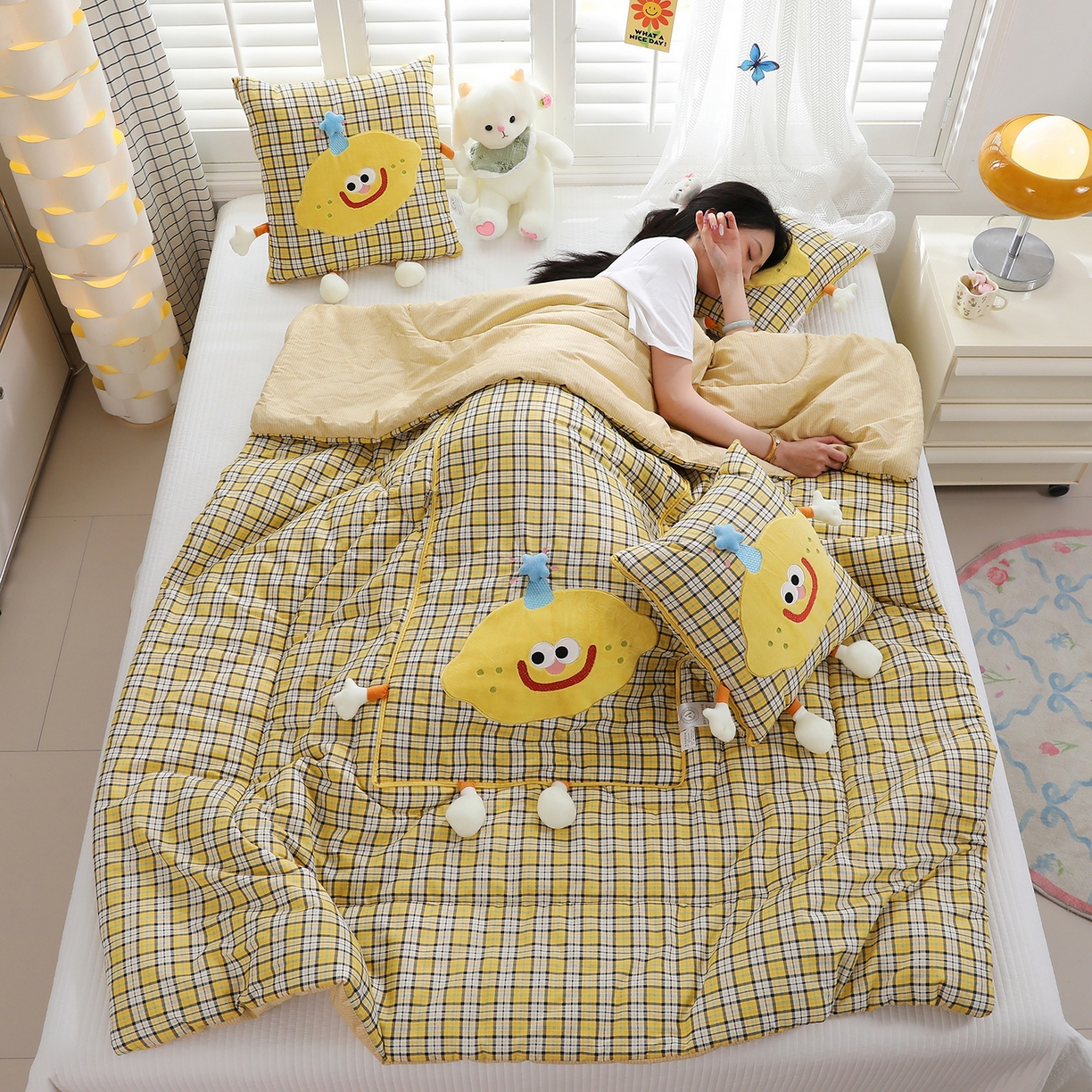 91家纺网 家纺一手货源 找家纺 （总）照世家纺 2026新款多功能抱枕被-芒里偷闲