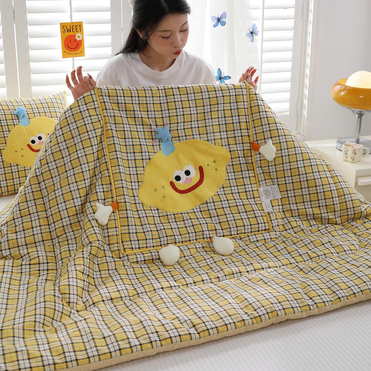 91家纺网 家纺一手货源 找家纺 （总）照世家纺 2026新款多功能抱枕被-芒里偷闲