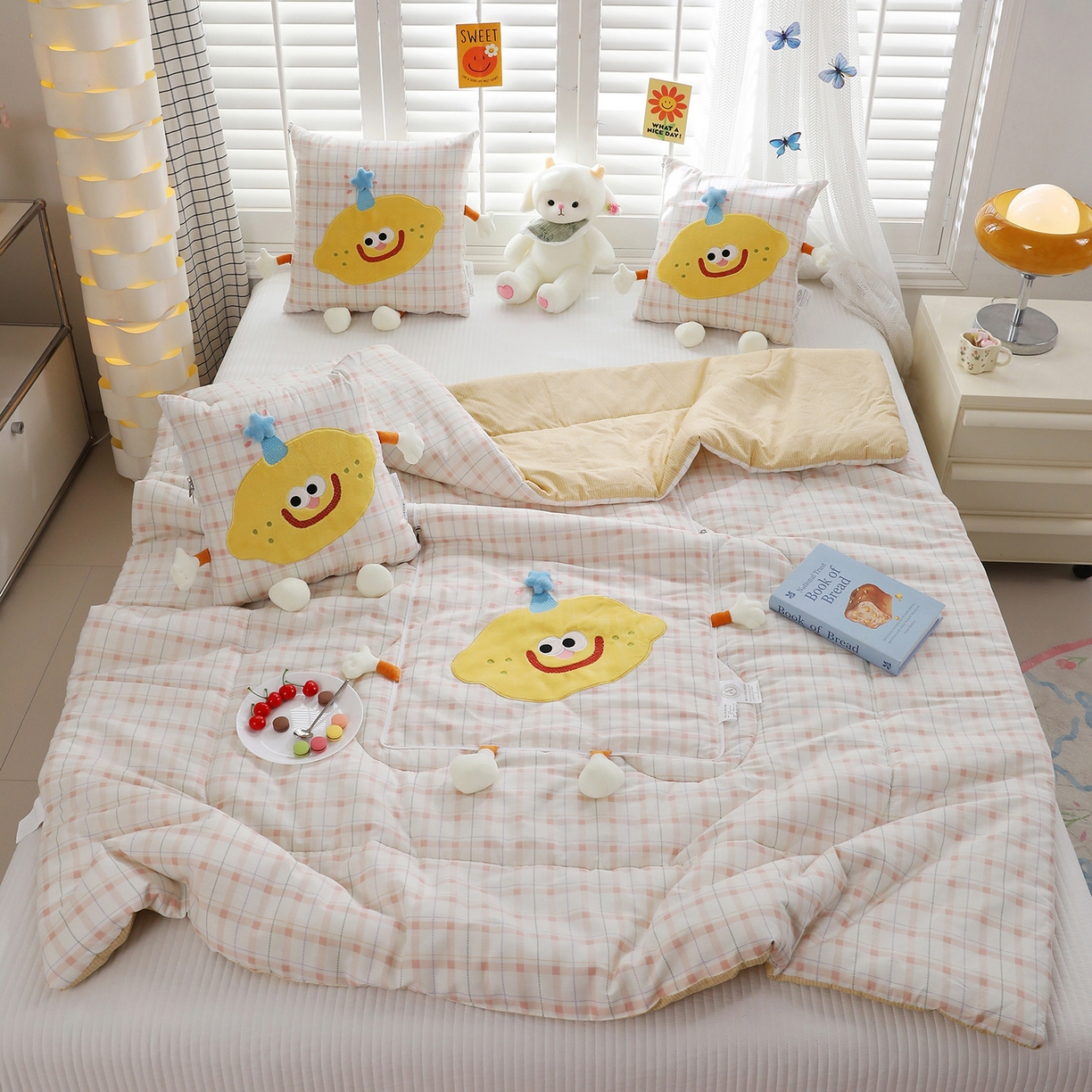 91家纺网 家纺一手货源 找家纺 照世家纺 2026新款多功能抱枕被-芒里偷闲 浅薇安